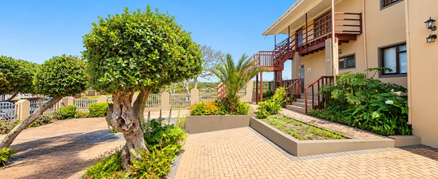 6 Bedroom Property for Sale in Franskraal Western Cape